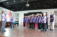 耀彩网集团开展员工拓展活动