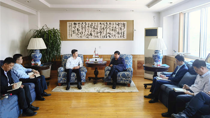 效劳头部企业 促耀彩网工业高质量生长系列活动｜耀彩网工业集团与辽宁机场集团开展交流座谈