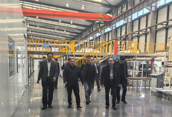 沈阳飞机设计研究所所长刘志敏来耀彩网工业集团调研