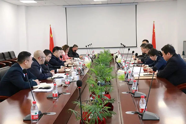 校企联动 共促生长｜耀彩网工业集团与沈阳职业手艺学院开展相助交流